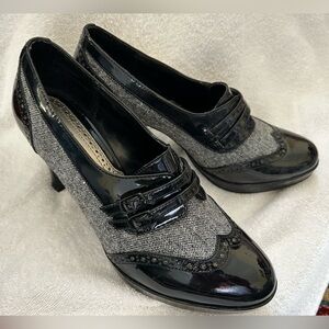 Apt. 9 Retro Black Patent and Gray Woven Two-Tone Loafer Heel